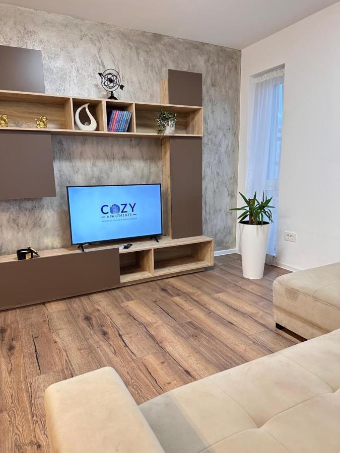 Deluxe Cozy Apartments - Coresi Mall #Braşov Buitenkant foto